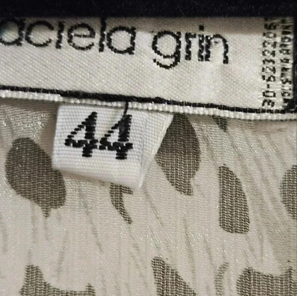 Graciela Grin Animal Print Blouse - Picture 3 of 5